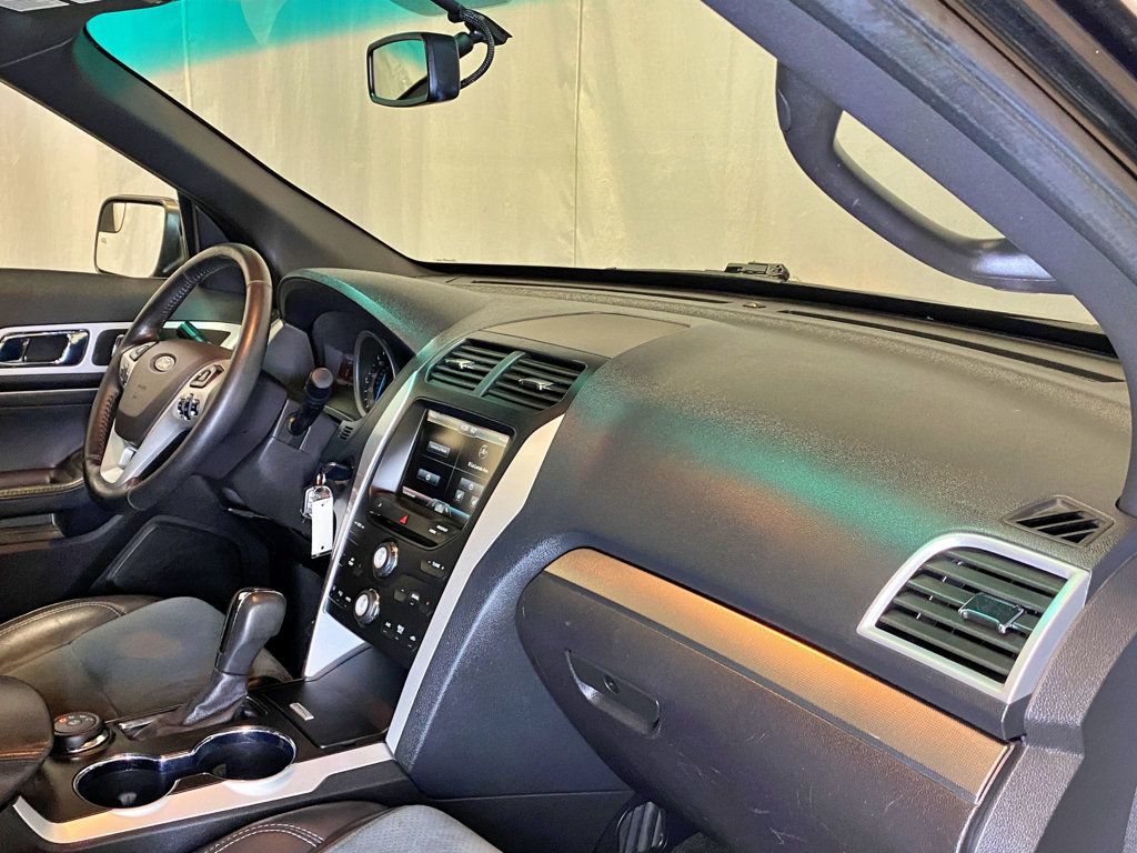 2015 Ford Explorer 4WD 4dr XLT - 23024440 - 44