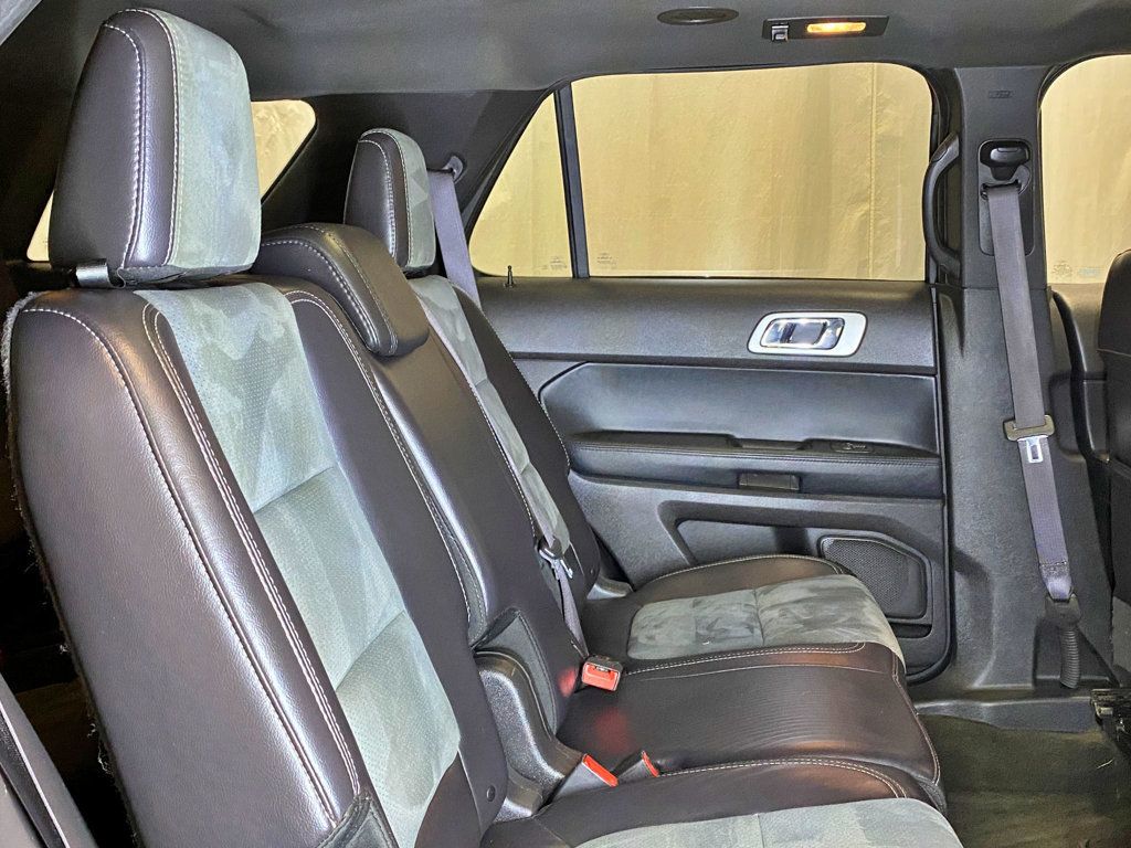 2015 Ford Explorer 4WD 4dr XLT - 23024440 - 48