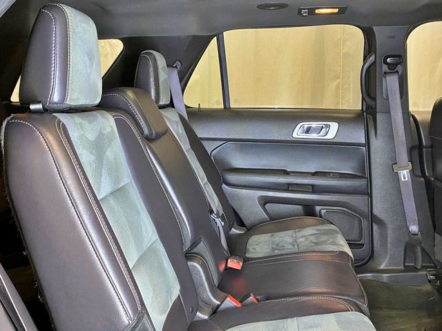 2015 Ford Explorer 4WD 4dr XLT - 23024440 - 48