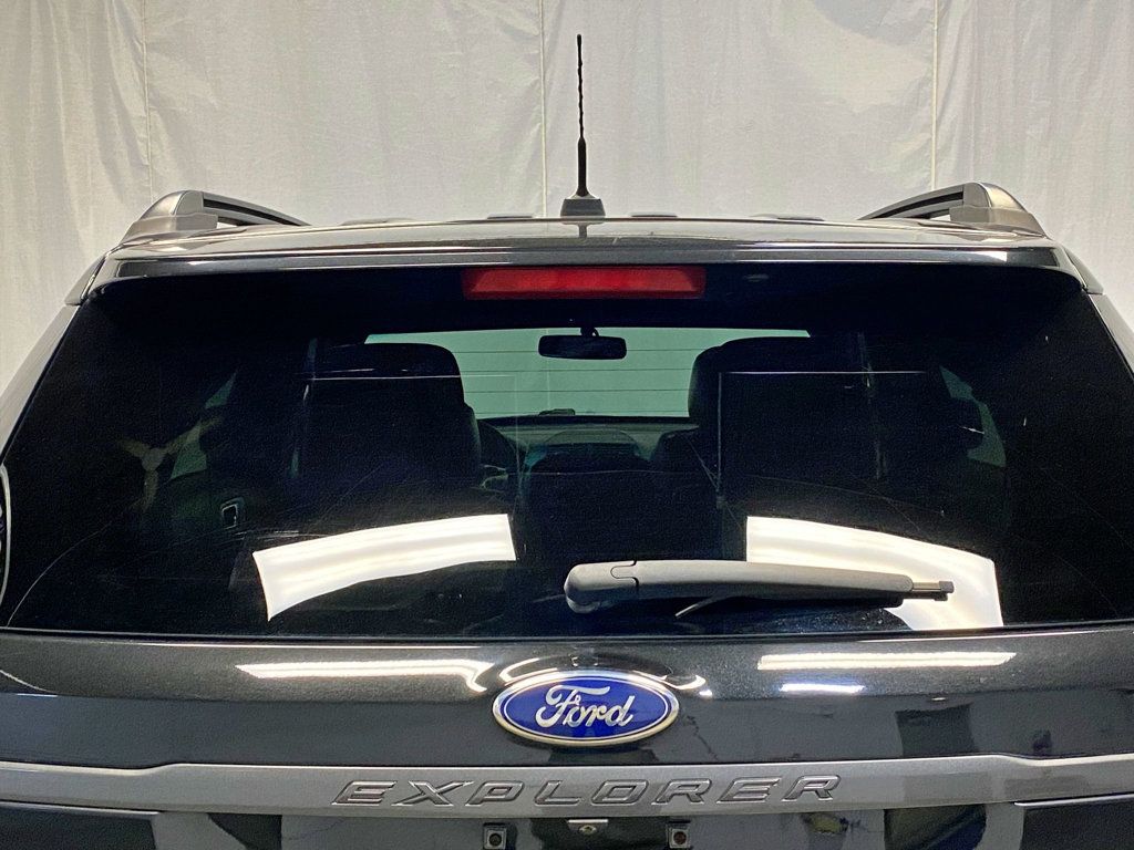 2015 Ford Explorer 4WD 4dr XLT - 23024440 - 5