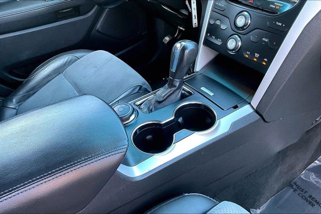 2015 Ford Explorer 4WD 4dr XLT - 23013639 - 28