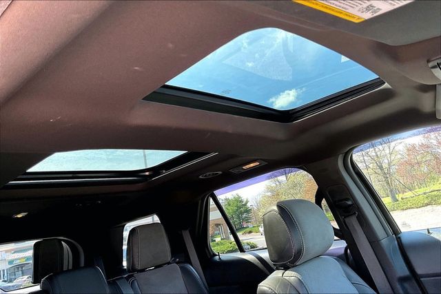 2015 Ford Explorer 4WD 4dr XLT - 23013639 - 32