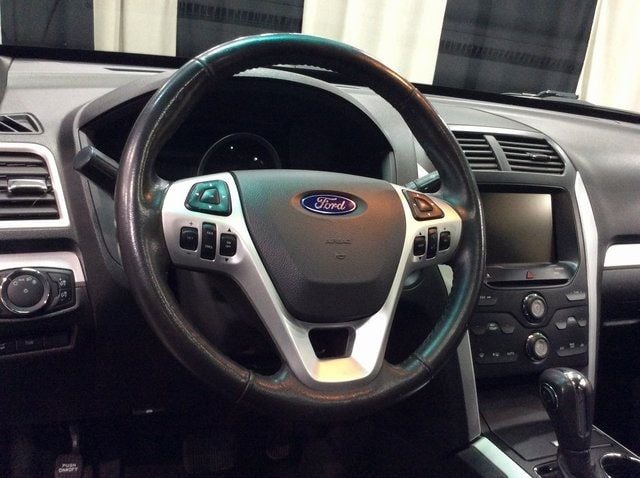 2015 Ford Explorer 4WD 4dr XLT - 22931783 - 10