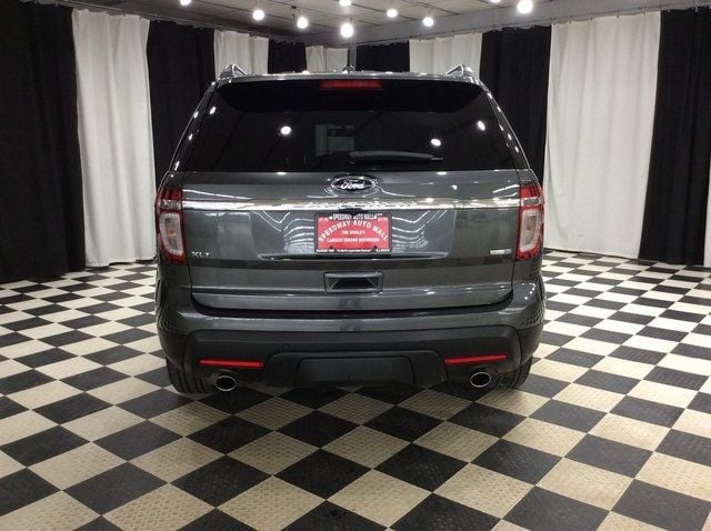 2015 Ford Explorer 4WD 4dr XLT - 22931783 - 5