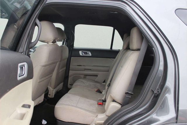 2015 Ford Explorer FWD 4dr XLT - 22973499 - 6