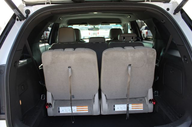 2015 Ford Explorer FWD 4dr XLT - 22969313 - 21