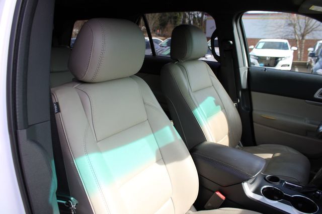 2015 Ford Explorer FWD 4dr XLT - 22969313 - 27