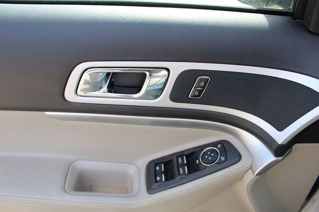 2015 Ford Explorer FWD 4dr XLT - 22969313 - 30