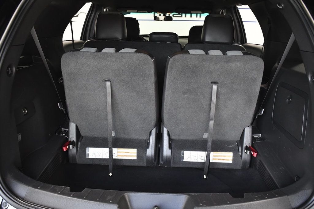 2015 Ford Explorer FWD 4dr XLT - 23099010 - 12
