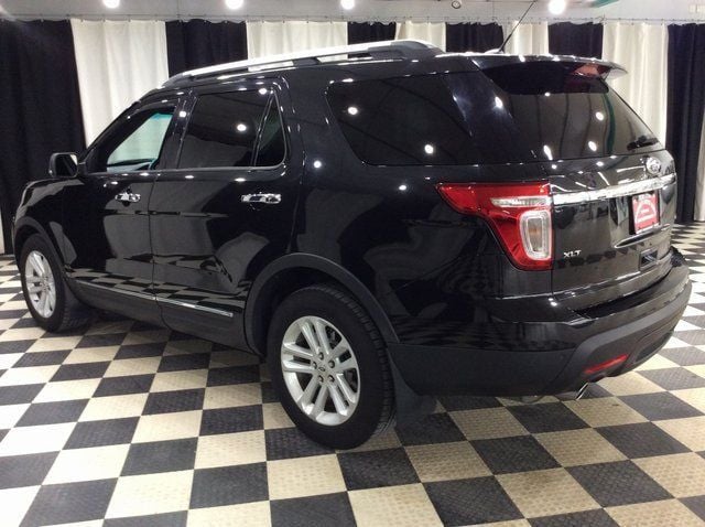 2015 Ford Explorer FWD 4dr XLT - 22983098 - 3