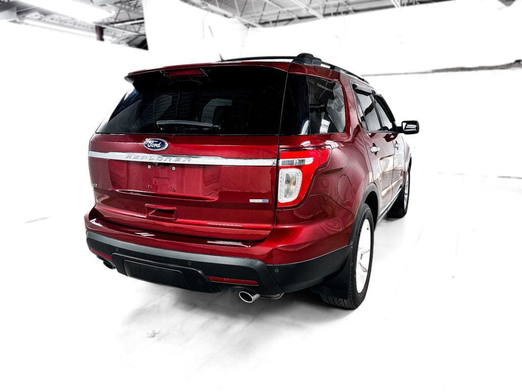 2015 Ford Explorer XLT 4WD - 22924776 - 5