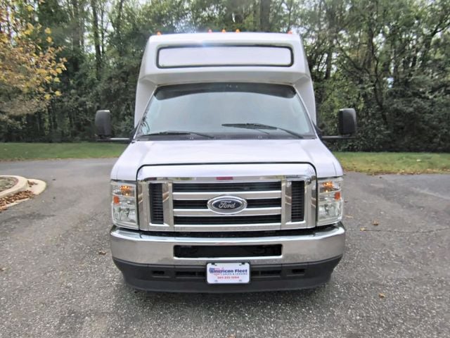 2015 Ford E-450 Krystal KK28 25 Passengers + Rear Luggage - 23094777 - 1