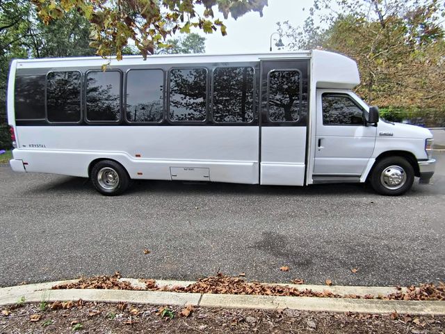 2015 Ford E-450 Krystal KK28 25 Passengers + Rear Luggage - 23094777 - 5