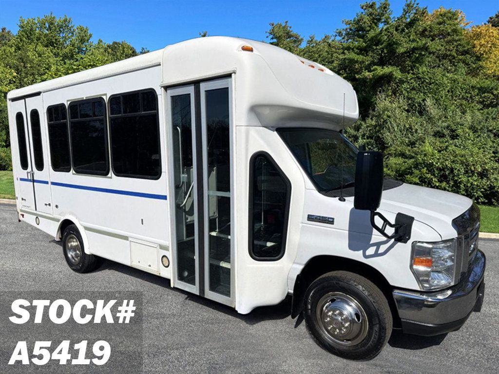 2015 Ford E-450 Non-CDL Wheelchair Shuttle Bus For Sale For Adults Church Seniors & Handicapped Transportation - 22990663 - 0