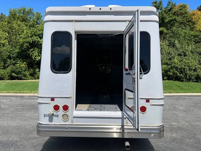 2015 Ford E-450 Non-CDL Wheelchair Shuttle Bus For Sale For Adults Church Seniors & Handicapped Transportation - 23034691 - 11