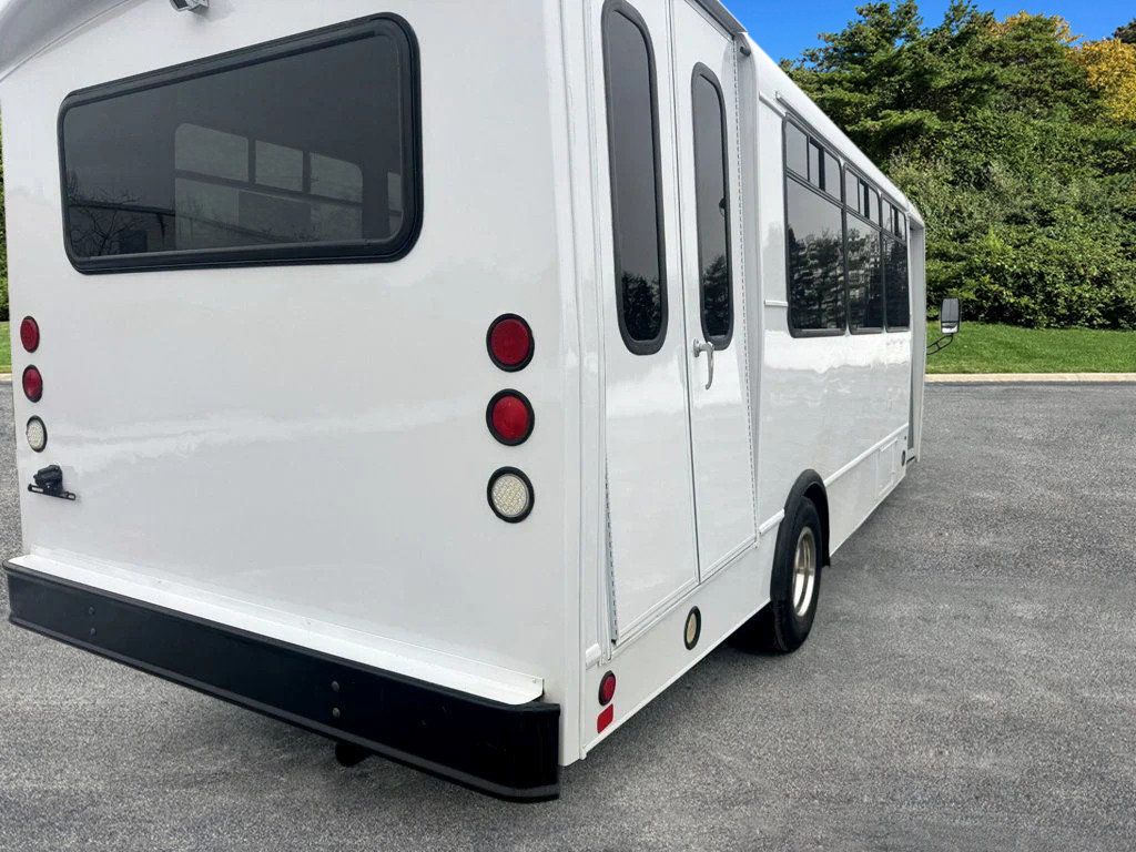 2015 Ford E-450 Wheelchair Accessible Shuttle Bus For Adults Seniors & ADA Handicapped Transportation - 22958807 - 9