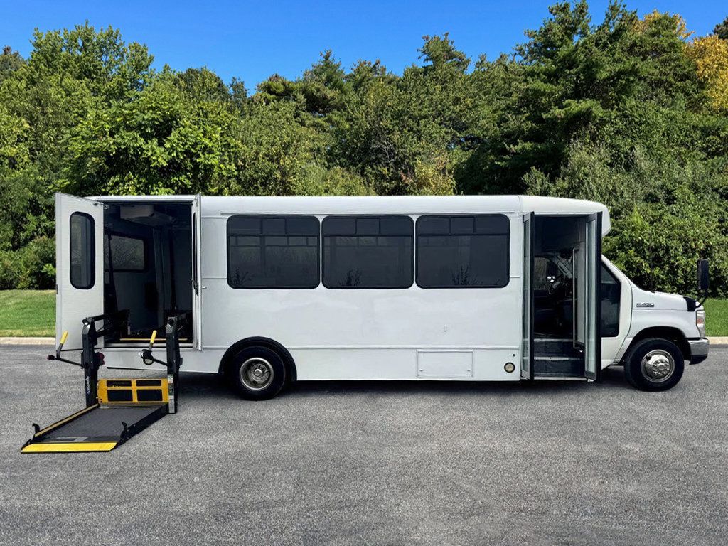 2015 Ford E-450 Wheelchair Accessible Shuttle Bus For Adults Seniors & ADA Handicapped Transportation - 22958807 - 15