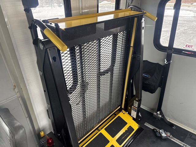 2015 Ford E-450 Wheelchair Accessible Shuttle Bus For Adults Seniors & ADA Handicapped Transportation - 22958807 - 42