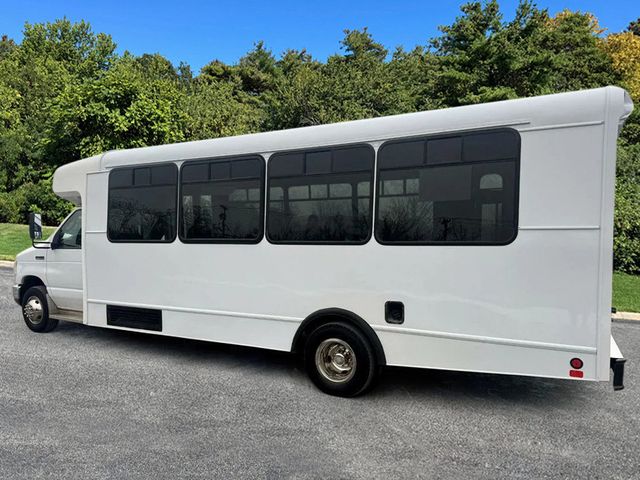 2015 Ford E-450 Wheelchair Accessible Shuttle Bus For Adults Seniors & ADA Handicapped Transportation - 22958807 - 4