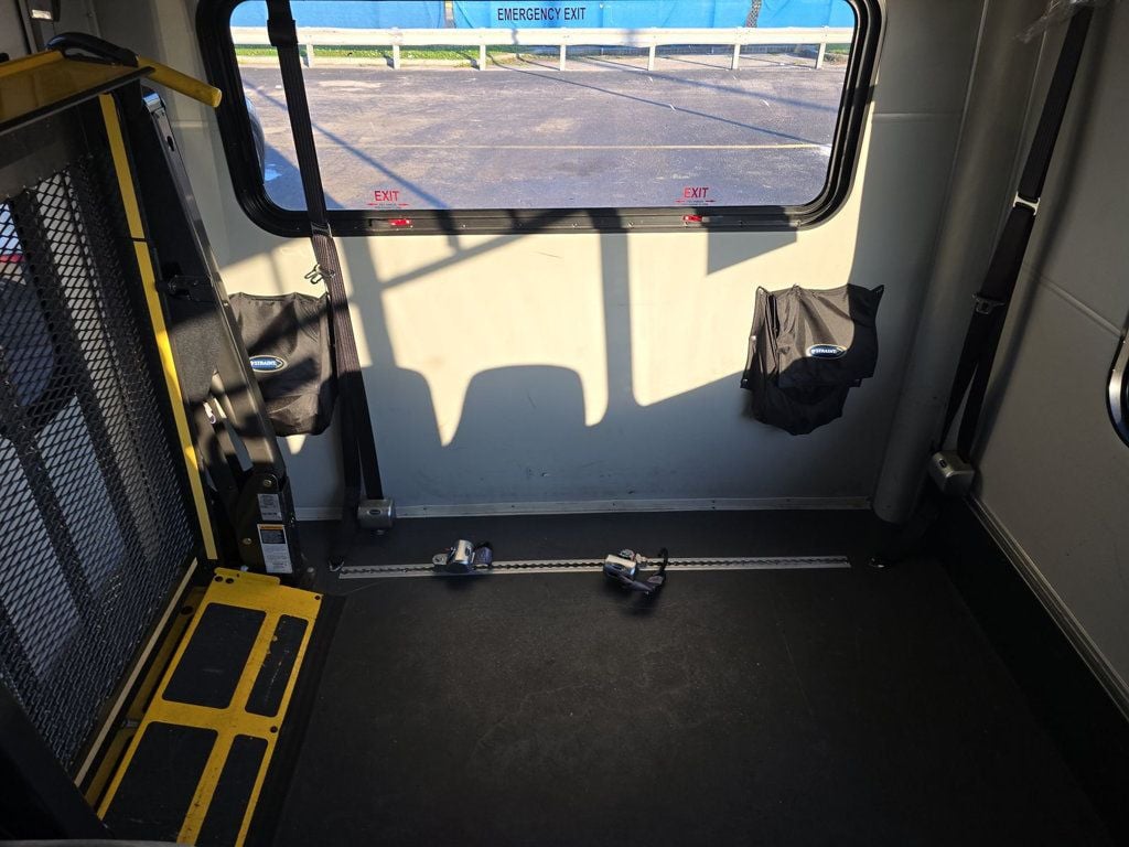 2015 Ford E-450 Wheelchair Accessible Shuttle Bus For Adults Seniors Transportation & ADA Handicapped - 22958807 - 16