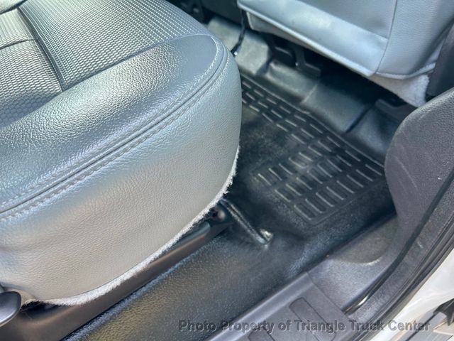 2015 Ford F250 CREW CAB UTILITY JUST 20k MILES! +SUPER CLEAN UNIT!! - 22864585 - 35