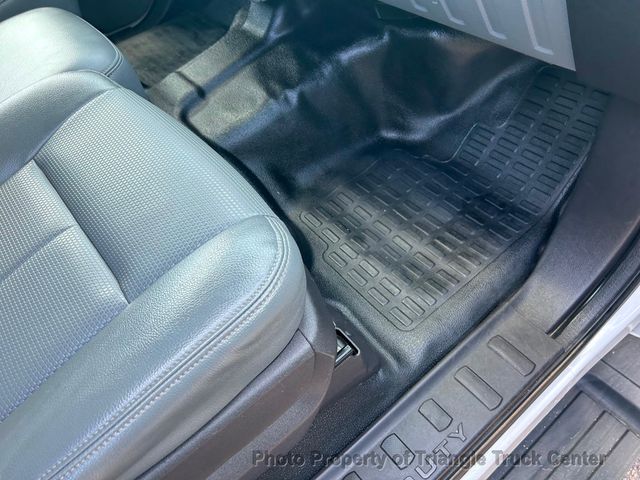 2015 Ford F250 CREW CAB UTILITY JUST 20k MILES! +SUPER CLEAN UNIT!! - 22864585 - 41