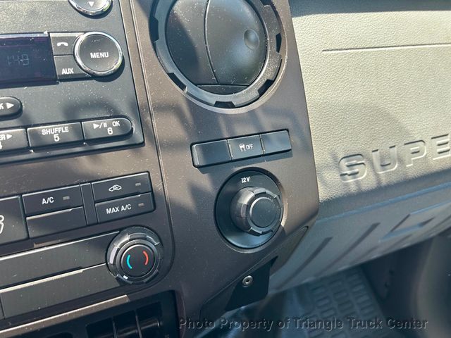 2015 Ford F250 CREW CAB UTILITY JUST 20k MILES! +SUPER CLEAN UNIT!! - 22864585 - 86