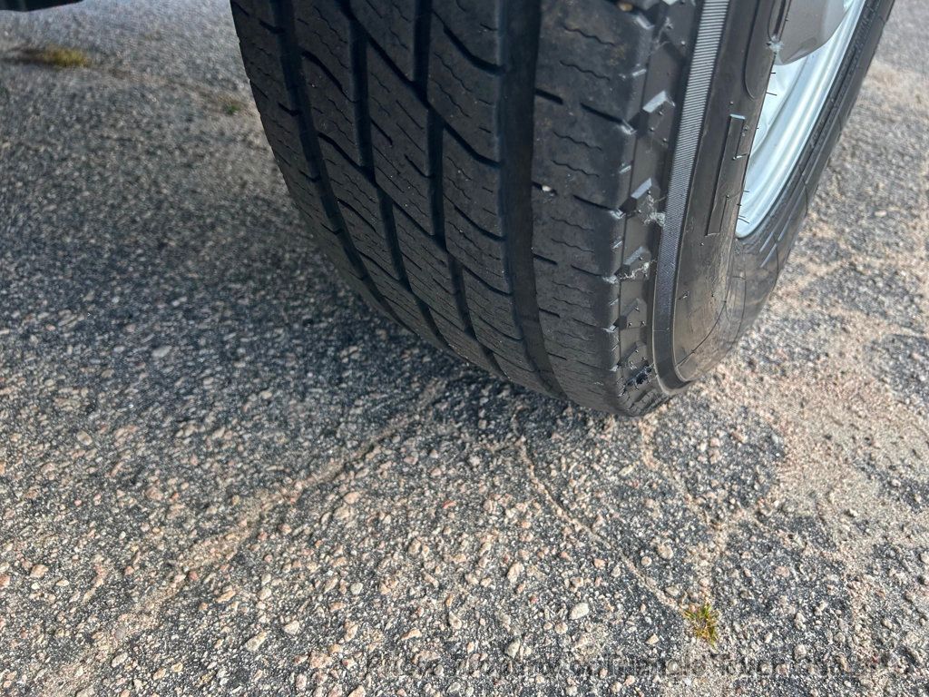 2015 Ford F250HD 4 DOOR SC UTILITY JUST 78k MILES! ++POWER EQUIP COVERED UTILITY BODY - 22866901 - 44