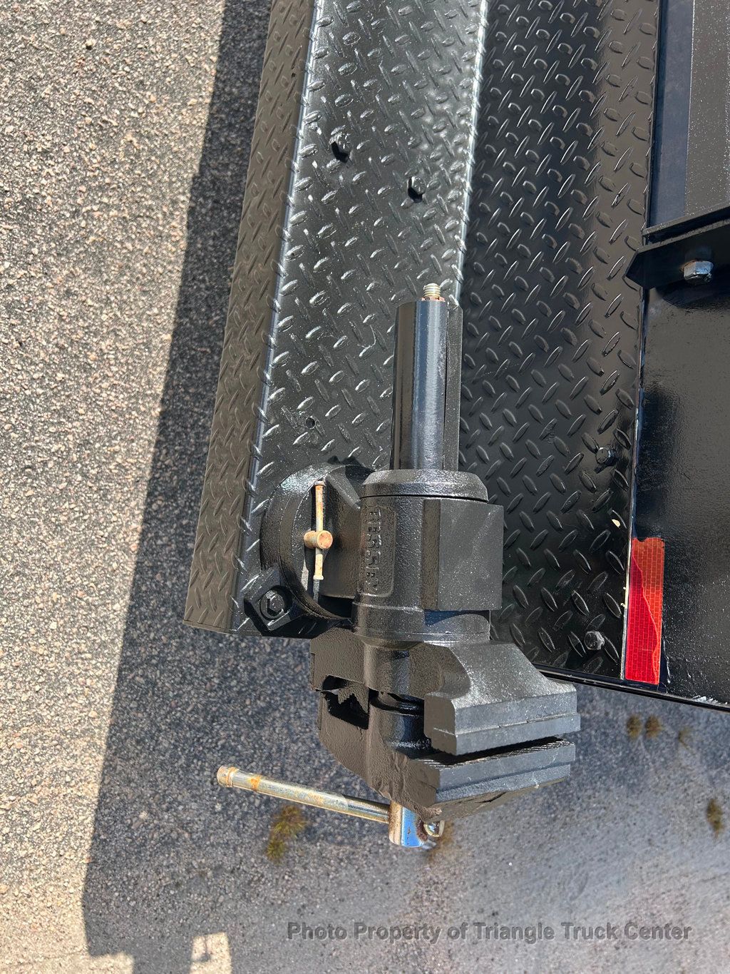 2015 Ford F250HD 4 DOOR SC UTILITY JUST 78k MILES! ++POWER EQUIP COVERED UTILITY BODY - 22866901 - 64