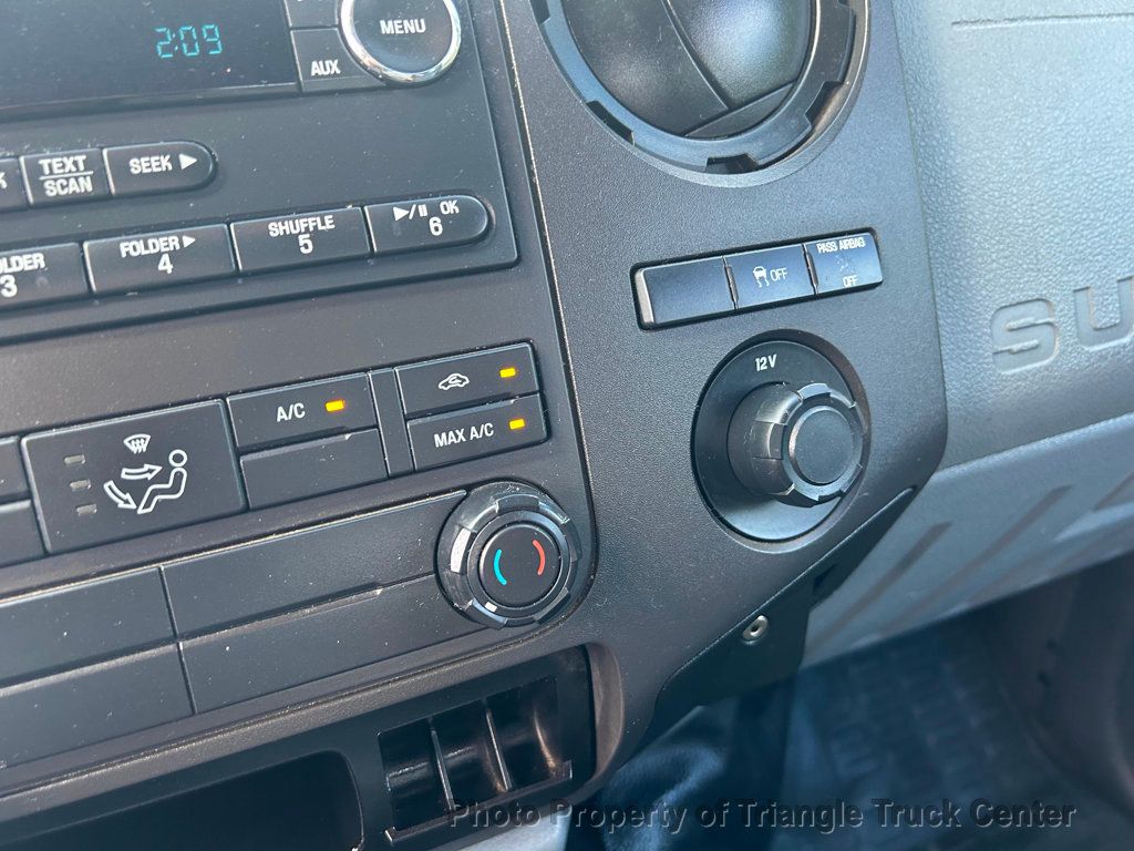 2015 Ford F250HD 4 DOOR SC UTILITY JUST 78k MILES! ++POWER EQUIP COVERED UTILITY BODY - 22866901 - 77