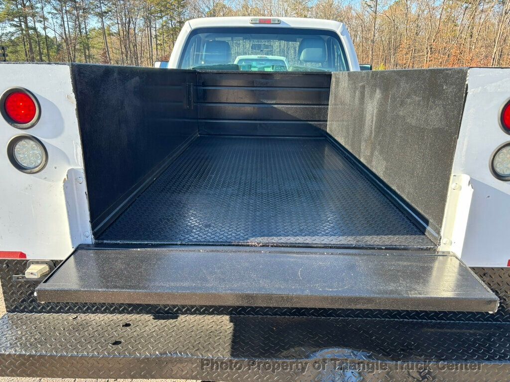 2015 Ford F250HD 4X4 UTILITY JUST 27k MILES! +E-LOCK AXLE! POWER EQUIPMENT! - 22928964 - 11
