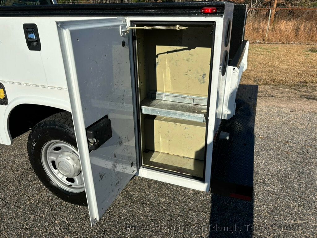 2015 Ford F250HD 4X4 UTILITY JUST 27k MILES! +E-LOCK AXLE! POWER EQUIPMENT! - 22928964 - 22