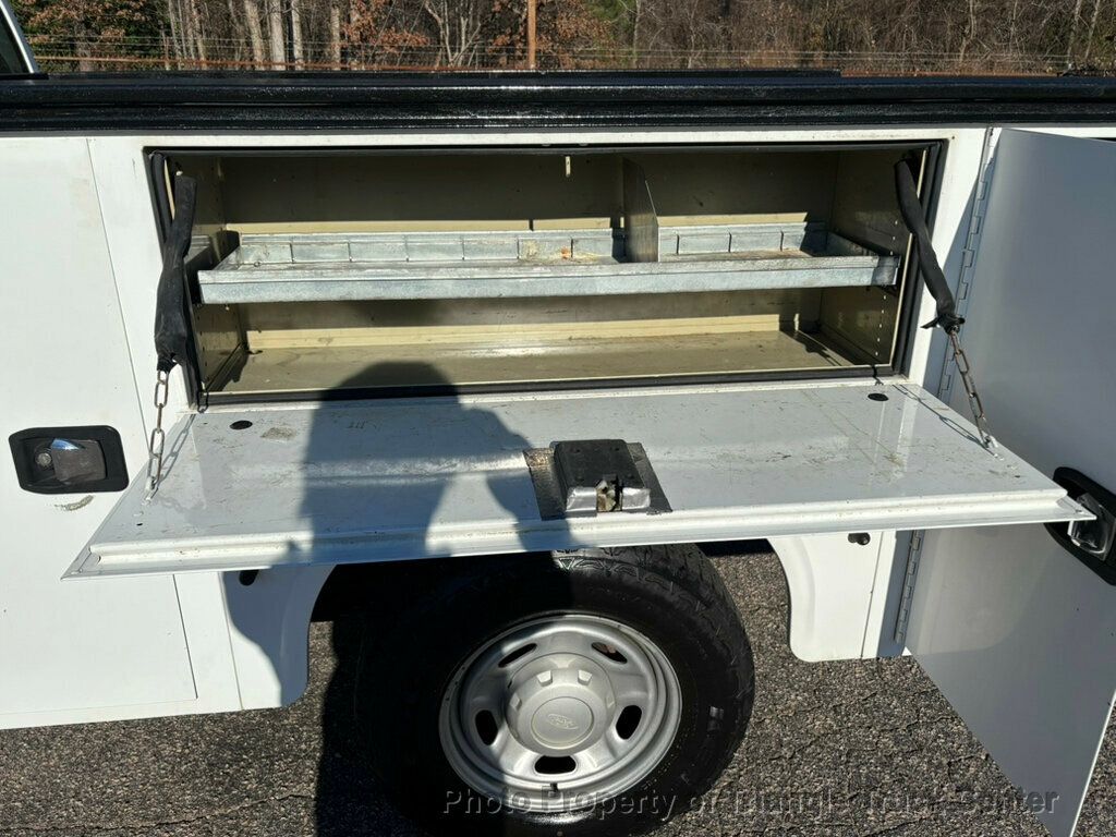 2015 Ford F250HD 4X4 UTILITY JUST 27k MILES! +E-LOCK AXLE! POWER EQUIPMENT! - 22928964 - 23