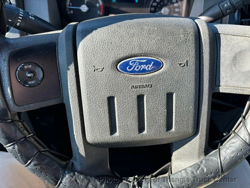2015 Ford F250HD 4X4 UTILITY JUST 27k MILES! +E-LOCK AXLE! POWER EQUIPMENT! - 22928964 - 41
