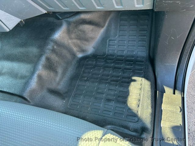 2015 Ford F250HD 4X4 UTILITY JUST 27k MILES! +E-LOCK AXLE! POWER EQUIPMENT! - 22928964 - 51