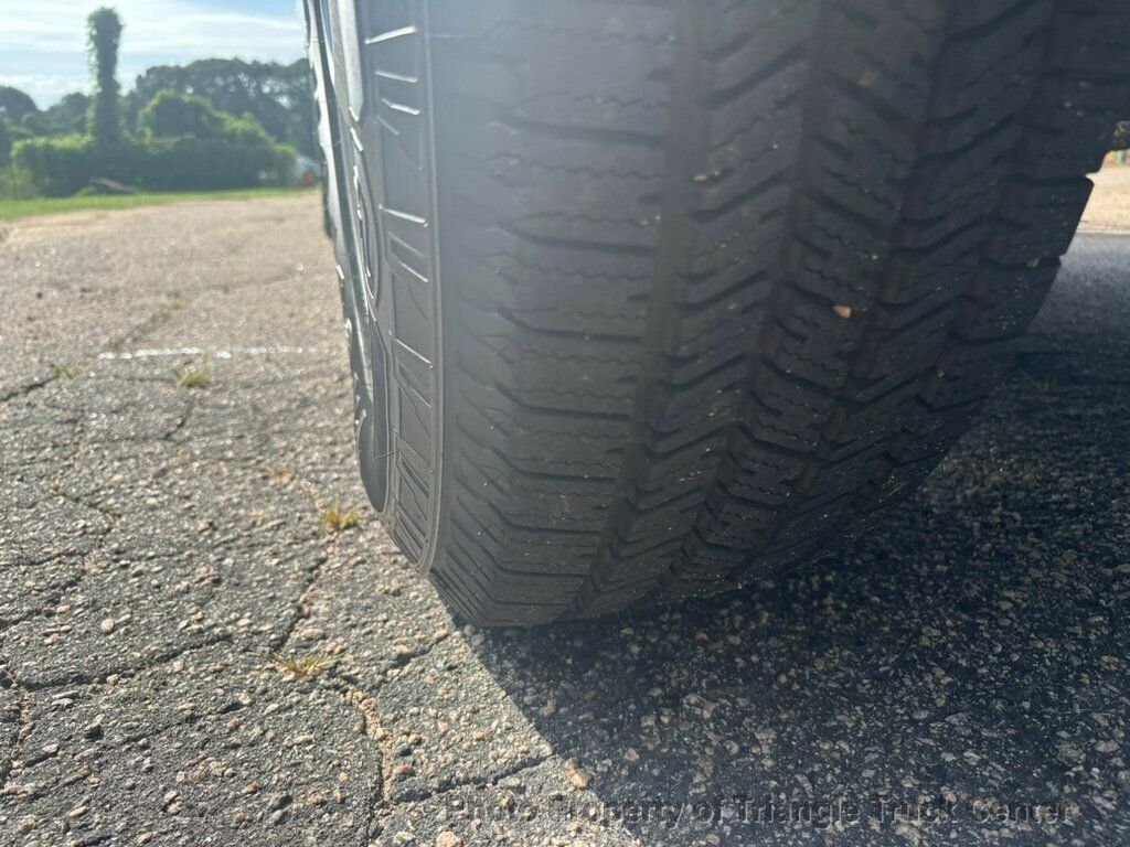 2015 Ford F250HD 8FT RACK + - 23045643 - 27
