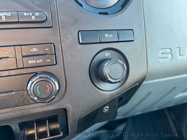 2015 Ford F250HD CREW CAB 4 DOOR JUST 15k MILES! FULL POWER! +SUPER CLEAN UNIT! HITCH RECEIVER! - 22779991 - 19