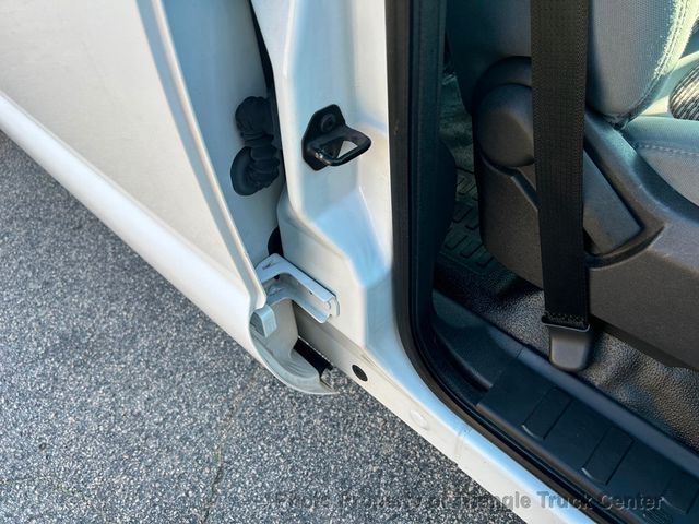 2015 Ford F250HD CREW CAB 4 DOOR JUST 15k MILES! FULL POWER! +SUPER CLEAN UNIT! HITCH RECEIVER! - 22779991 - 41