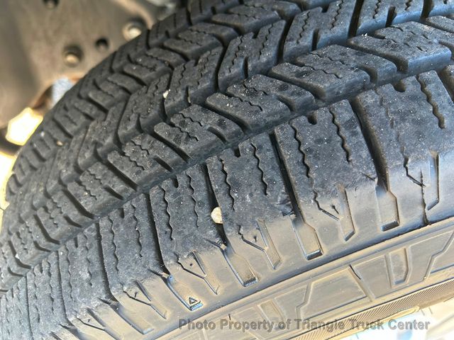 2015 Ford F250HD CREW CAB 4 DOOR JUST 15k MILES! FULL POWER! +SUPER CLEAN UNIT! HITCH RECEIVER! - 22779991 - 52