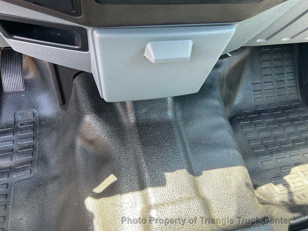 2015 Ford F250HD CREW CAB JUST 43k MILES! ++SUPER CLEAN UNIT! 100 PICTURES! FINANCE OR LEASE! - 22864584 - 17