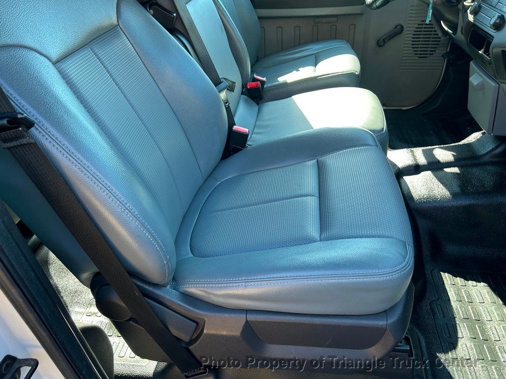 2015 Ford F250HD CREW CAB UTILITY JUST 21k MILES! + - 22916619 - 37