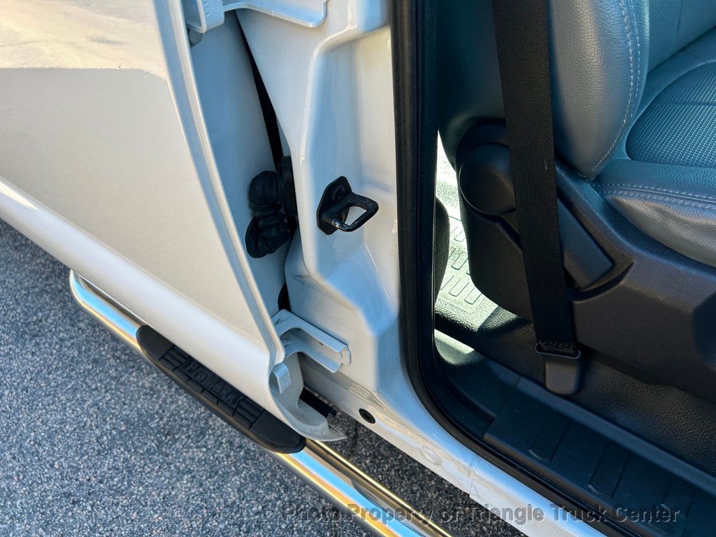 2015 Ford F250HD CREW CAB UTILITY JUST 21k MILES! + - 22916619 - 39