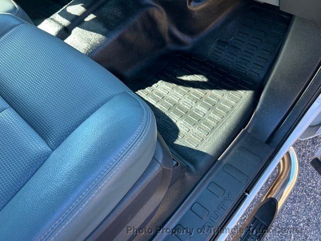 2015 Ford F250HD CREW CAB UTILITY JUST 21k MILES! + - 22916619 - 40