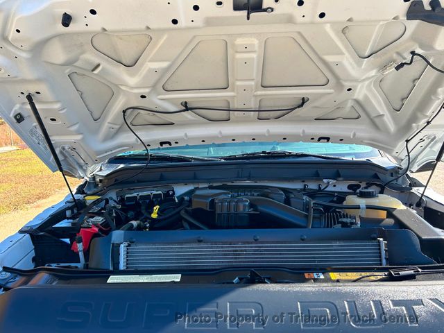 2015 Ford F250HD CREW CAB UTILITY JUST 21k MILES! + - 22916619 - 44