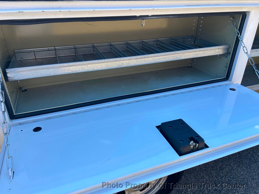 2015 Ford F250HD CREW CAB UTILITY JUST 21k MILES! + - 22916619 - 54