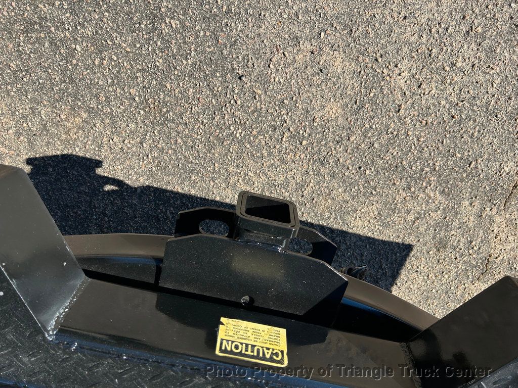 2015 Ford F250HD CREW CAB UTILITY JUST 21k MILES! + - 22916619 - 6