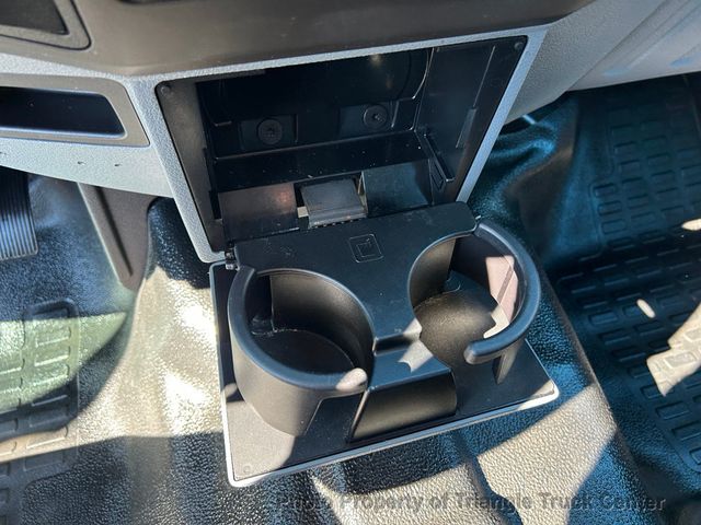 2015 Ford F250HD CREW CAB UTILITY JUST 21k MILES! + - 22916619 - 84