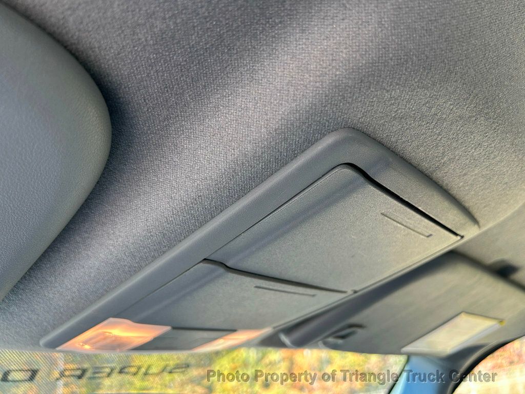 2015 Ford F250HD CREW CAB UTILITY JUST 21k MILES! +SUPER CLEAN UNIT! WOW LOOK INSIDE BOXES! - 22916619 - 22