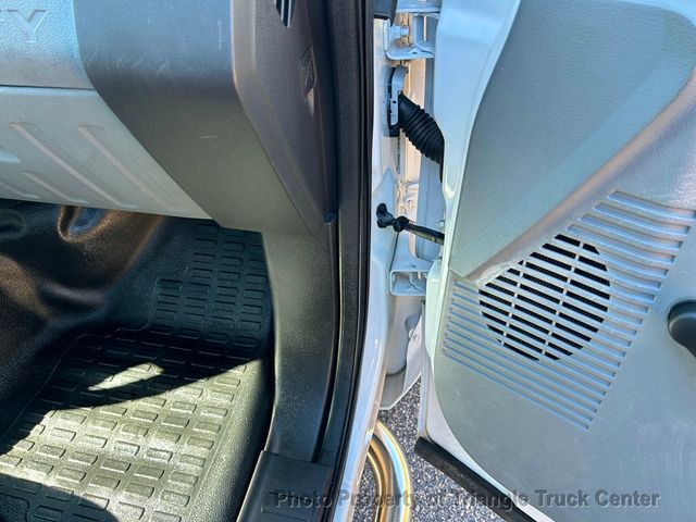 2015 Ford F250HD CREW CAB UTILITY JUST 21k MILES! +SUPER CLEAN UNIT! WOW LOOK INSIDE BOXES! - 22916619 - 42