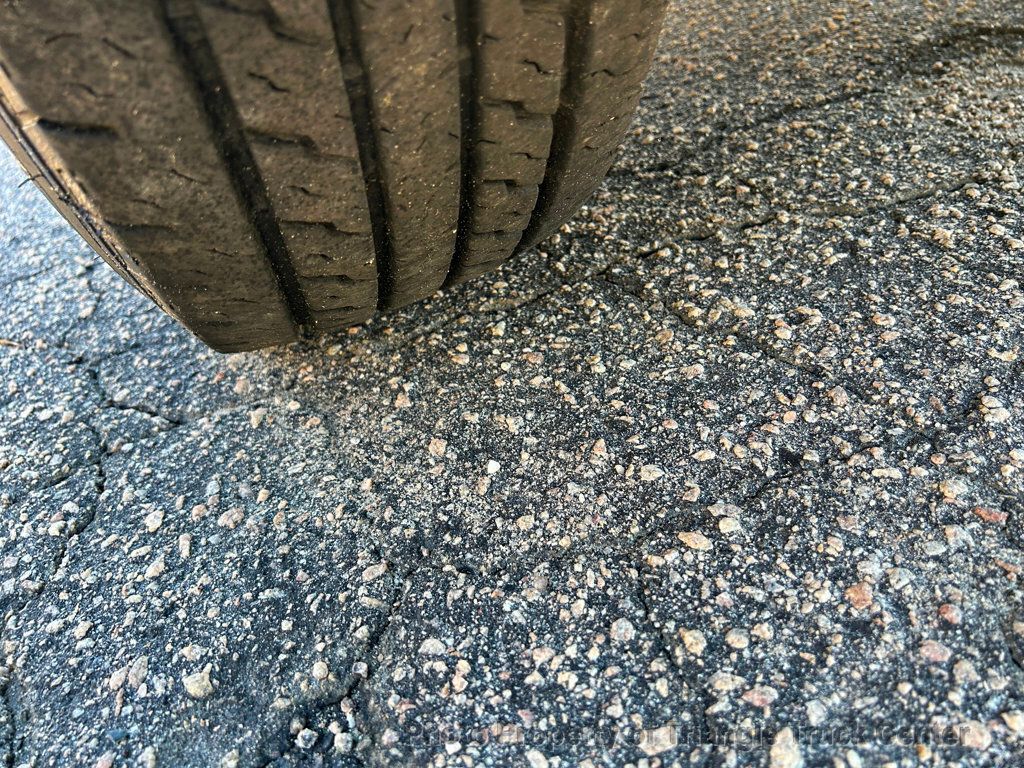 2015 Ford F250HD CREW CAB UTILITY JUST 21k MILES! +SUPER CLEAN UNIT! WOW LOOK INSIDE BOXES! - 22916619 - 49